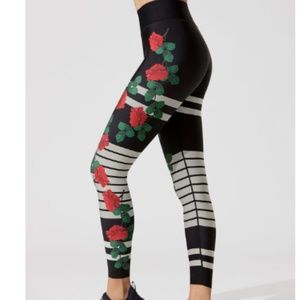 NWT Ultracor High Rise La Vie En Rose Legging